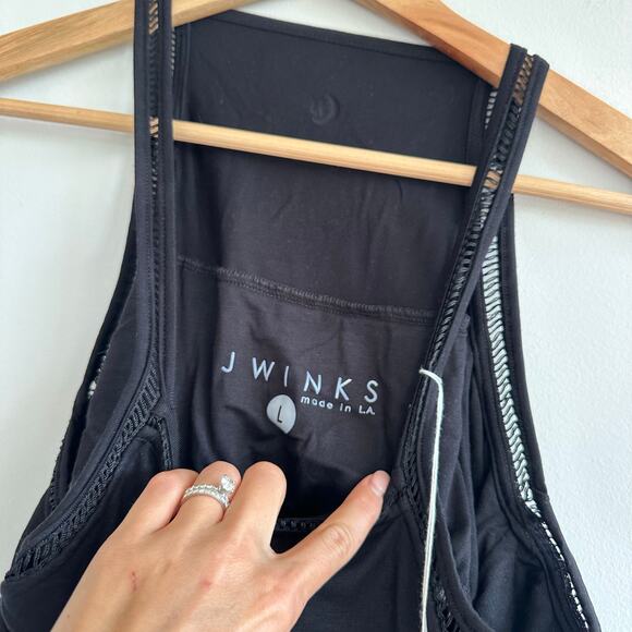 JJ Winks Wine Down Tank Top with Built-In Light Hug Black L NWT - Picture 8 of 9